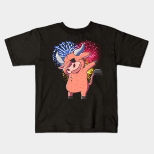 Dabbing Ox with Fireworks ~ Chinese New Year of the Ox Kids T-Shirt